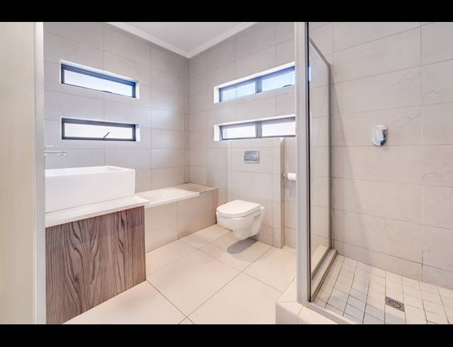 3 BEDROOM HOUSE FOR SALE IN BRYANSTON